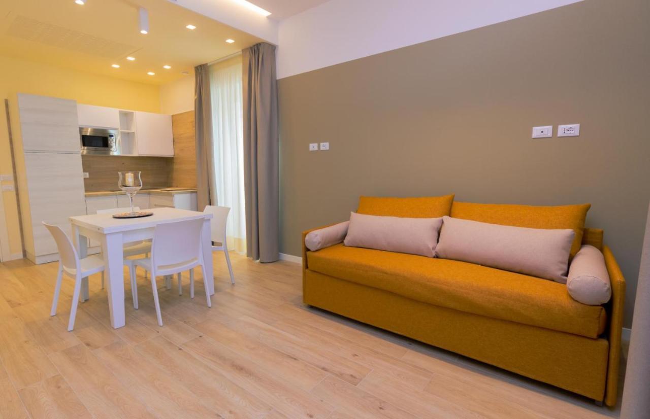 Domina Apartments Monopoli Luaran gambar