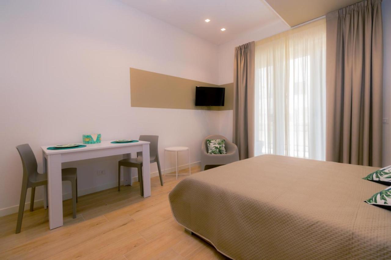 Domina Apartments Monopoli Luaran gambar