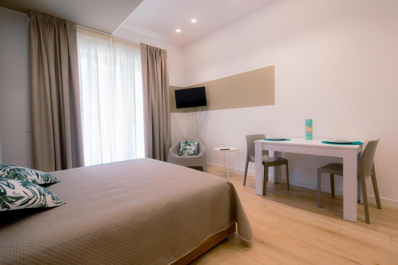 Domina Apartments Monopoli Luaran gambar